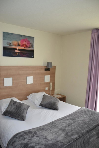 Contact Hotel Atoll, Niort, France
