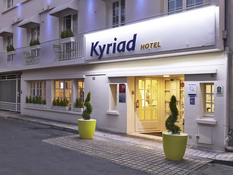 Kyriad Saumur Hyper Centre Hôtel, Appartements, Séminaires et SPA soins Sothys Paris, Saumur, France