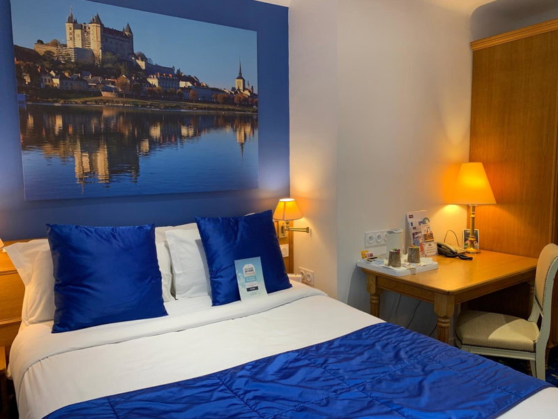 Kyriad Saumur Hyper Centre Hôtel, Appartements, Séminaires et SPA soins Sothys Paris, Saumur, France