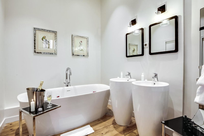 Appartements Place Gambetta - YBH, Bordeaux, France