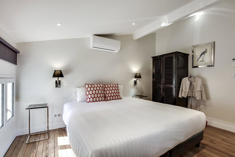 Appartements Place Gambetta - YBH, Bordeaux, France