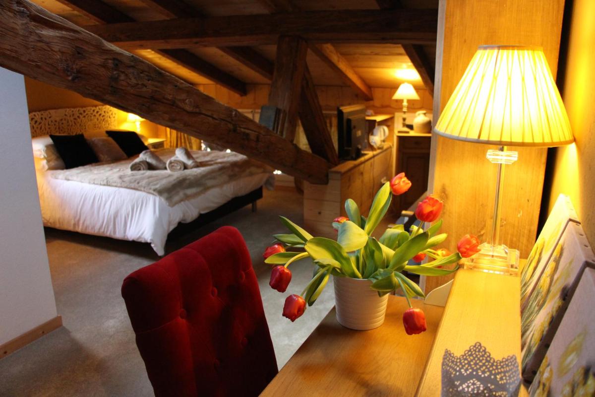 La Grange du couvent B&B, France
