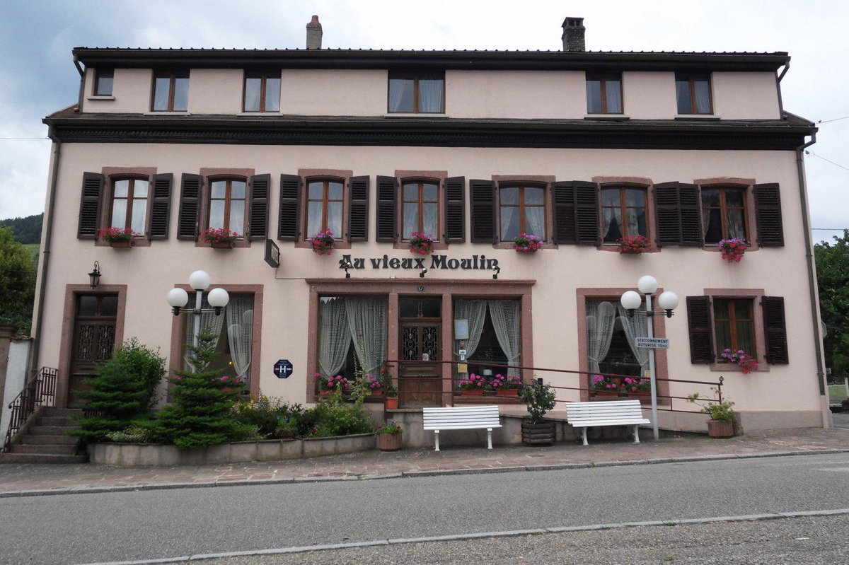 Hotel · Hôtel Au Vieux Moulin Hôtel Vintage, Lapoutroie