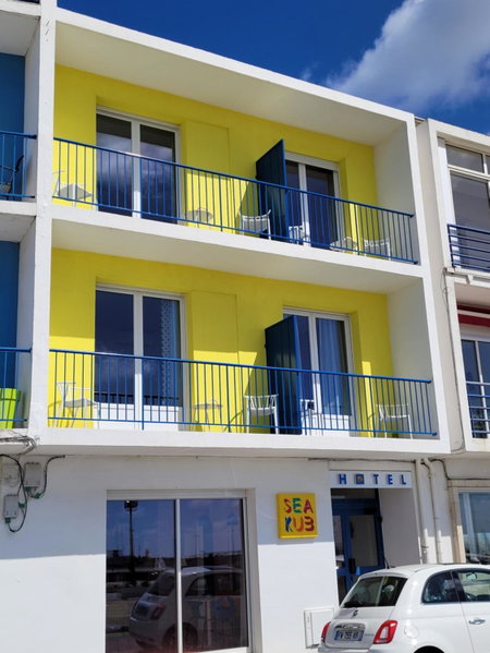 Seakub hotel, Royan, France