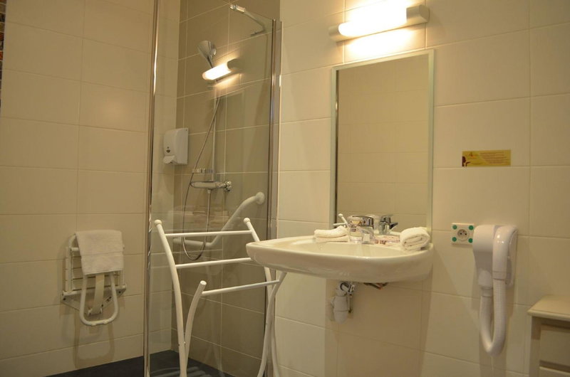 Cit' Hotel de France, Rochefort, France