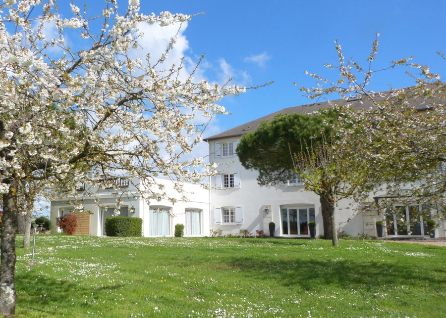 Logis Hôtel Restaurant des Châteaux, Azay-le-Rideau, France