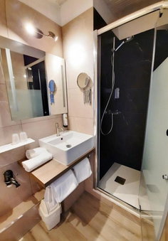 LOGIS Hotel Majestic Chatelaillon Plage - La Rochelle, Châtelaillon-Plage, France