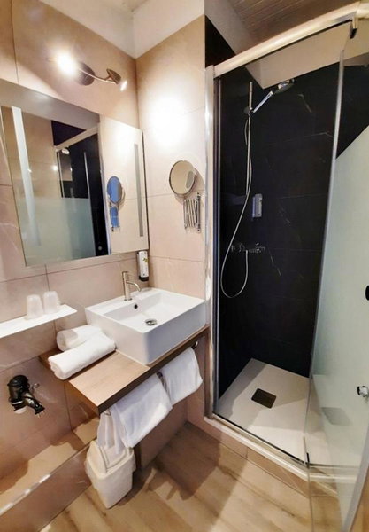LOGIS Hotel Majestic Chatelaillon Plage - La Rochelle, Châtelaillon-Plage, France
