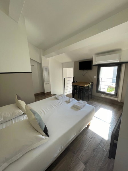 Casa Hotel, Aix-en-Provence, France