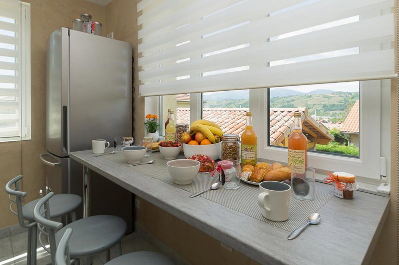 Guest House Domaine des Grouilleres, Saint-Clair-du-Rhône, France