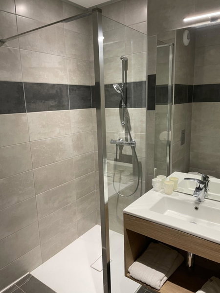 Logis Jum'Hotel, Saints-Geosmes, France
