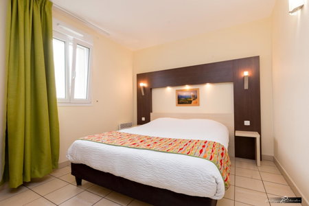 Logis Jum'Hotel, Saints-Geosmes, France