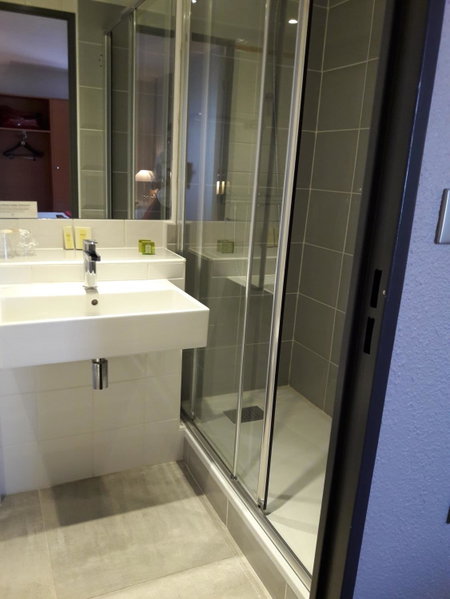 ibis Styles Chartres Sud Barjouville, Chartres, France