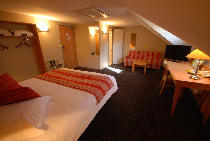 ibis Styles Chartres Sud Barjouville, Chartres, France