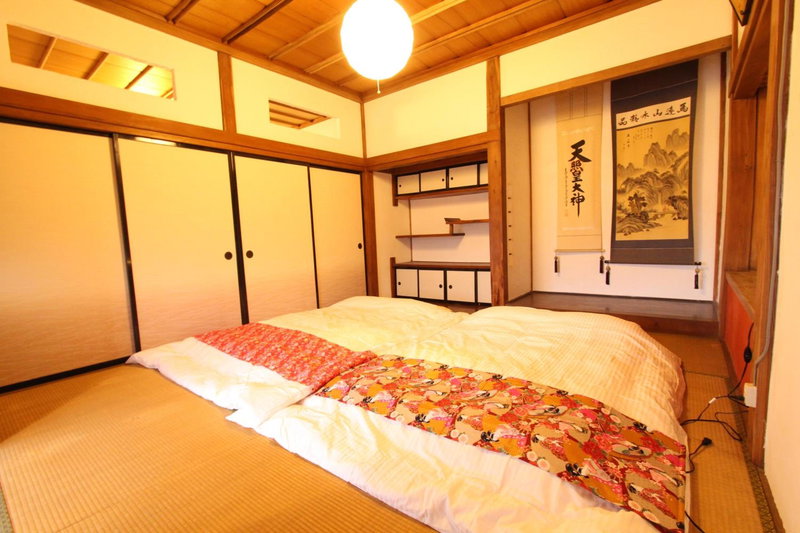 Fuji Sakura House, Fujikawaguchiko, Japan