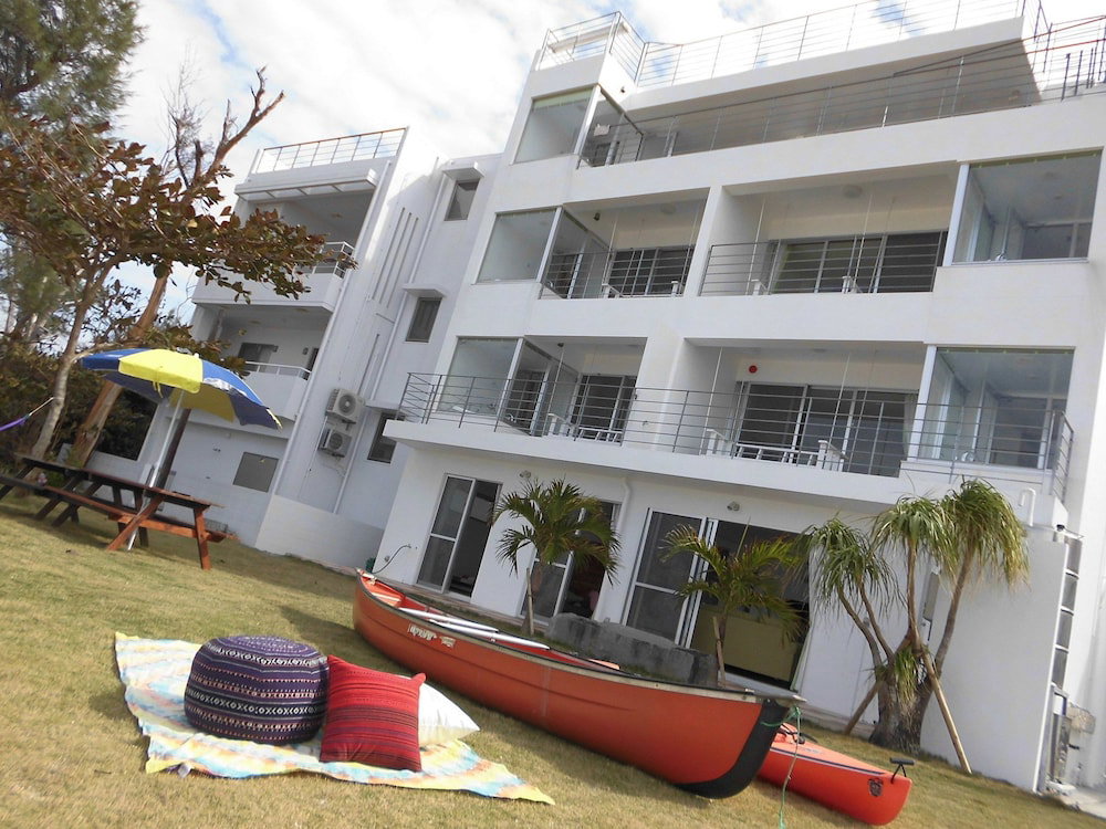 Beach Room, Japan