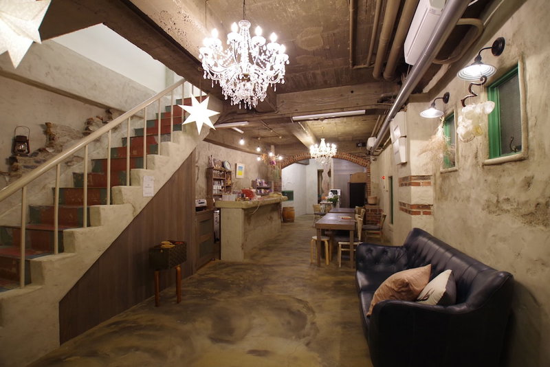 Cinnamon Guest House Dogo - Hostel, Matsuyama, Japan