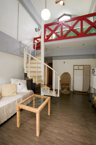 Surfside Bed & Breakfast, Onna, Japan