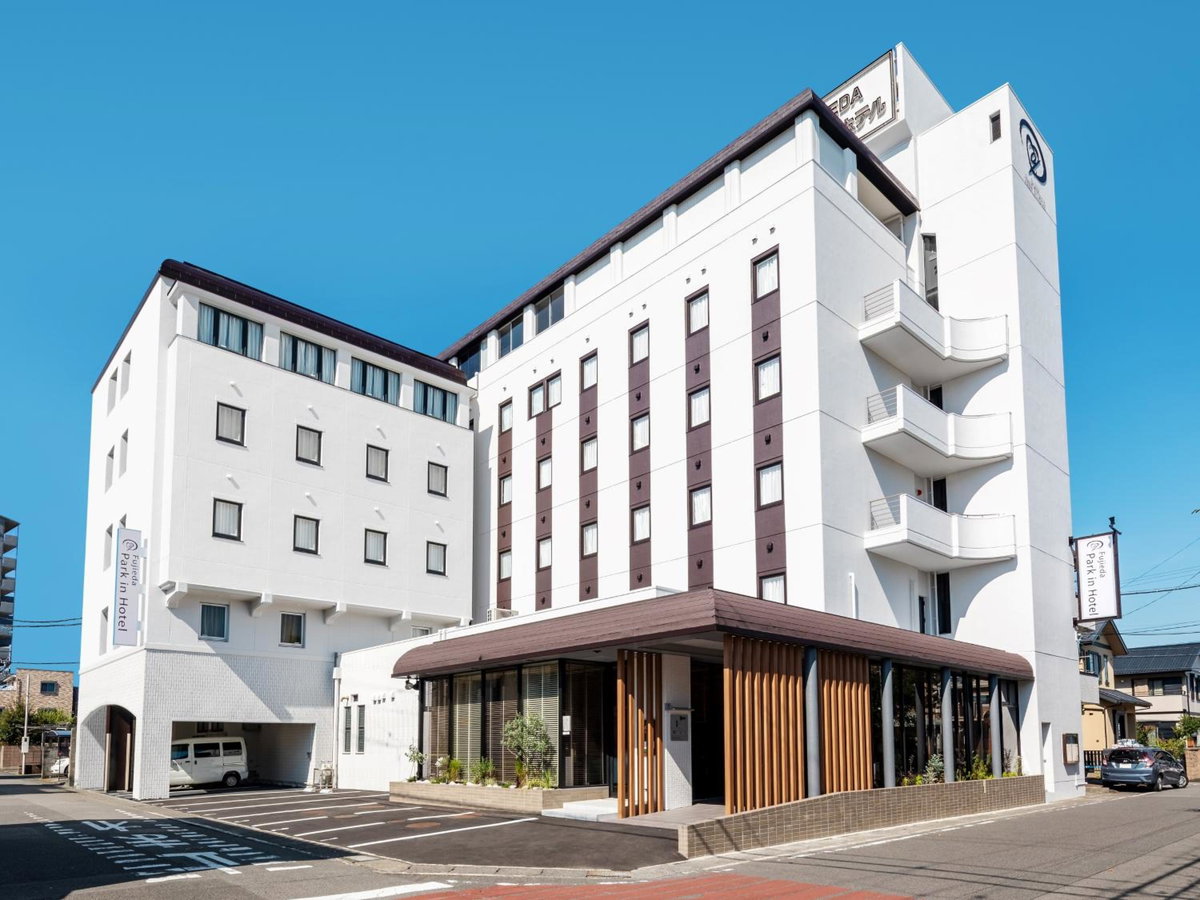 Fujieda Park Inn Hotel, Япония