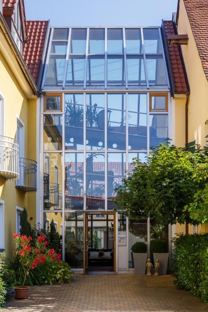 Neumaiers Hirsch -Gasthof und Landhotel, Germany