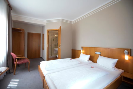 Neumaiers Hirsch -Gasthof und Landhotel, Weißenhorn, Germany