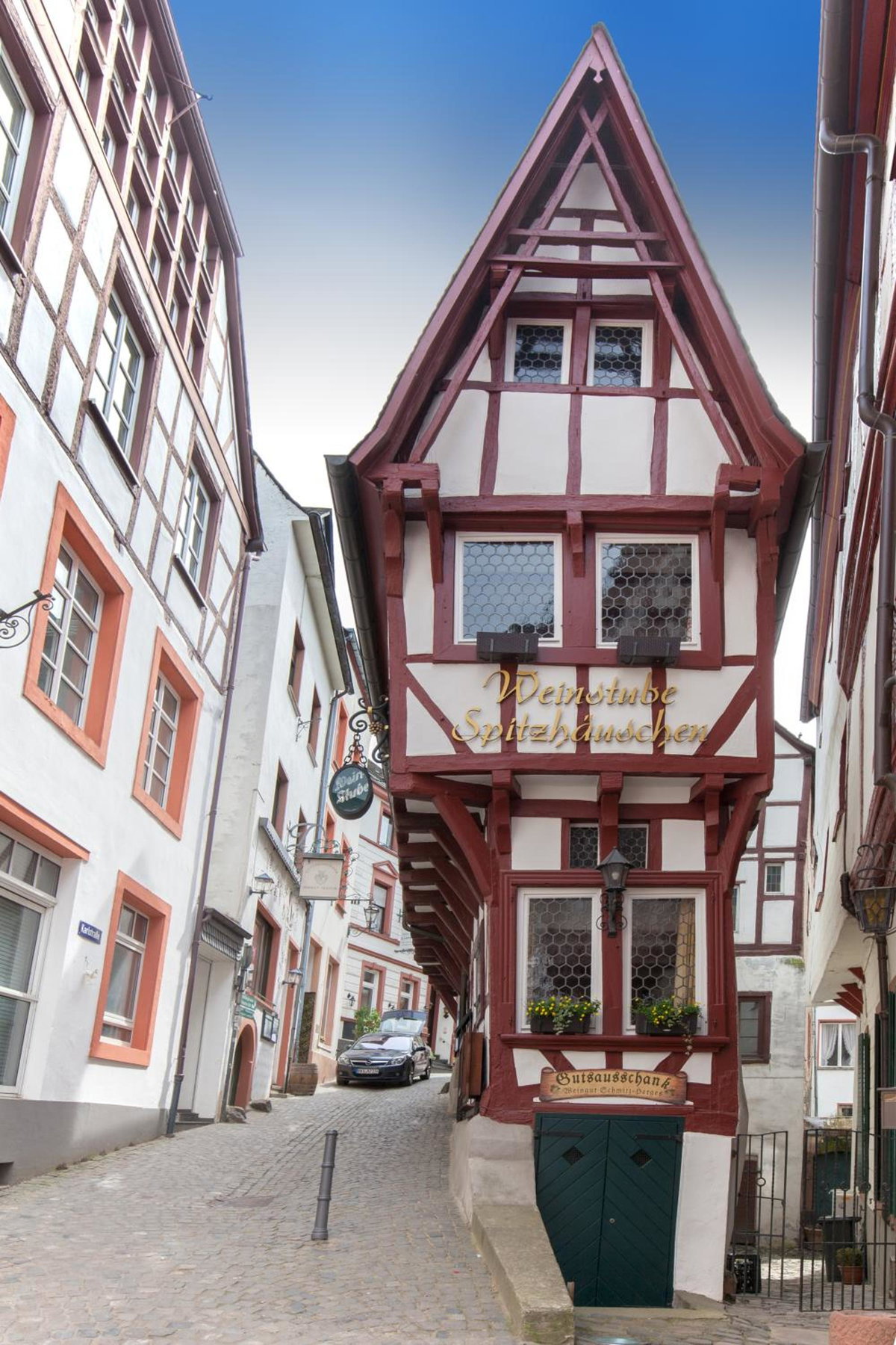 Hotel · Moselhaus Weiskopf `SelfCheckIn`OffSiteBreakfast`CityParking`, Bernkastel-Kues
