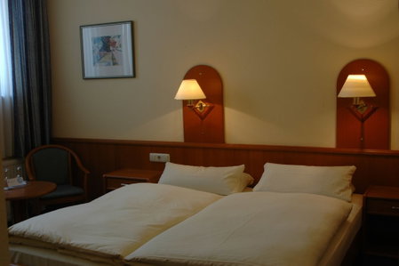 Hotel Zum Baeren, Ruedesheim am Rhein, Germany