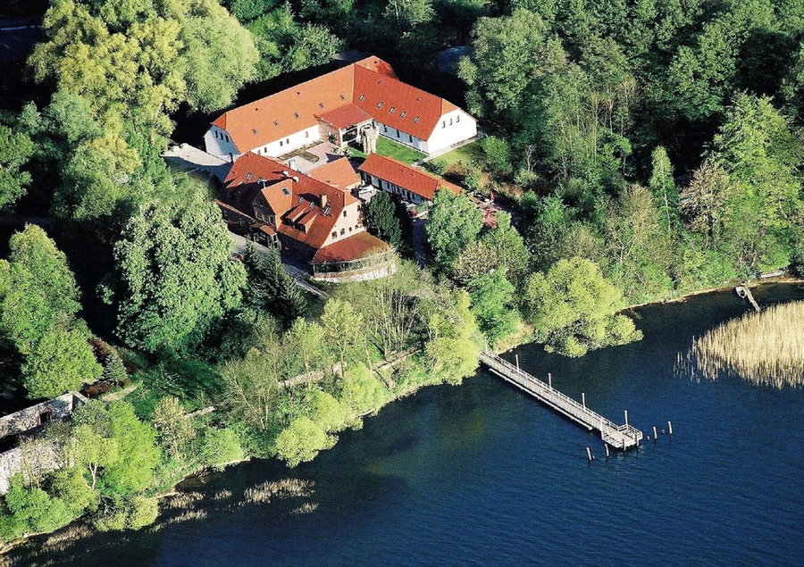 Seehotel Heidehof, Klein Nemerow, Germany