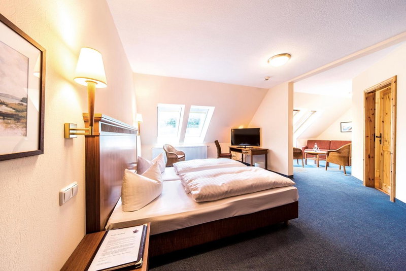 Seehotel Heidehof, Klein Nemerow, Germany
