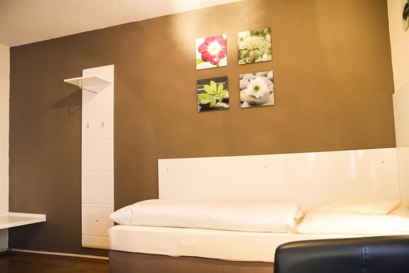 Hotel Waldlust B & B, Schwandorf, Germany