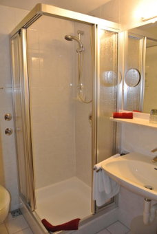 AKZENT Hotel Am Bach, Hoteleingang über Bohnmühlgasse 5, Dettelbach, Germany