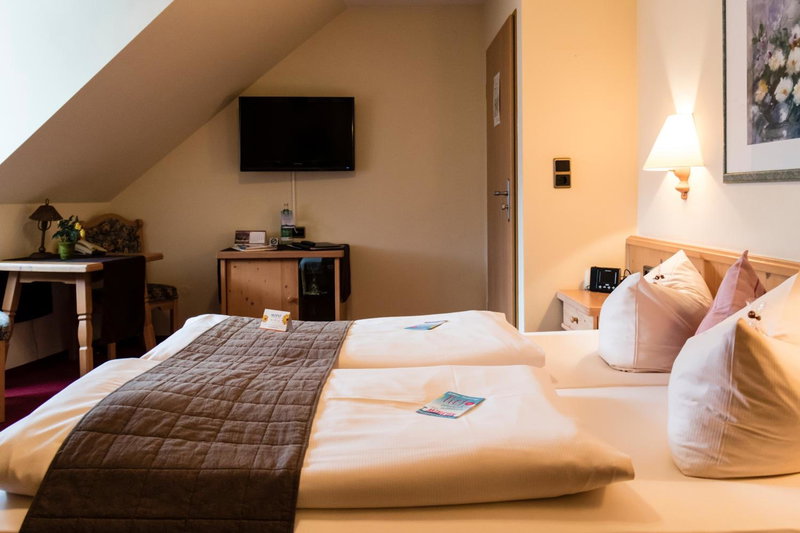 AKZENT Hotel Am Bach, Hoteleingang über Bohnmühlgasse 5, Dettelbach, Germany