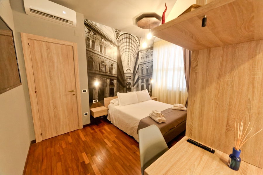B&B De Gasperi 55, Naples, Italy