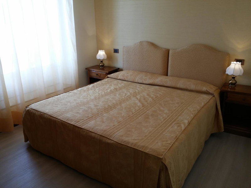 Hotel Riviera, Desenzano del Garda, Italy