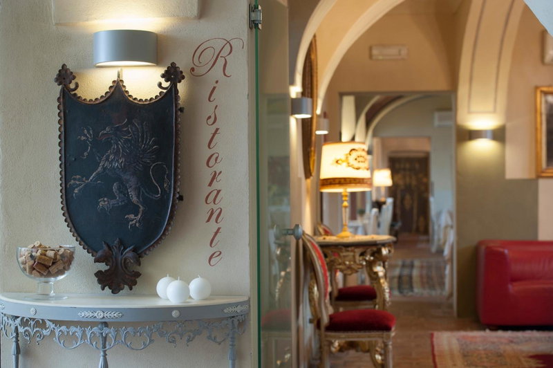 Hotel Il Campanile, Cherasco, Italy