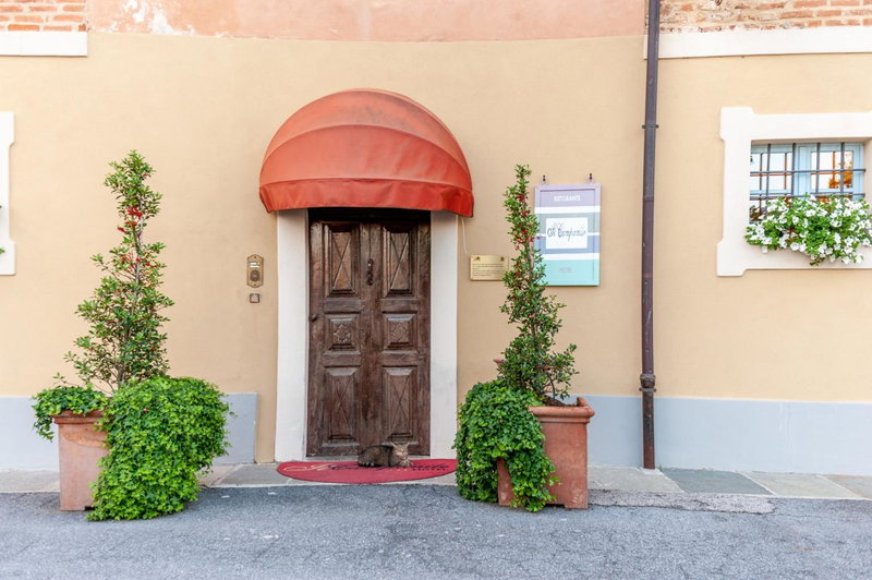 Hotel Il Campanile, Cherasco, Italy