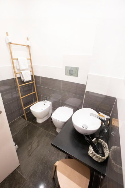 Hall inn B&B in Center, Naples, Italy