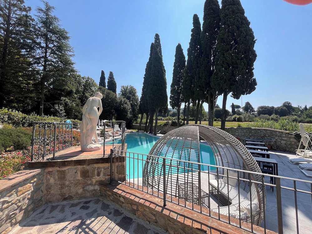 Fantastic Garden, Italy