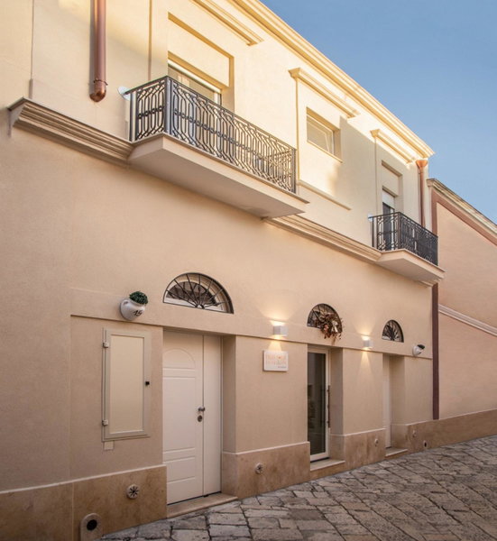 Filia Solis - Old Town SUITEs & SPA, Brindisi, Italy
