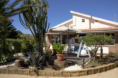Villa Cetta B&B, San Leone, Italy