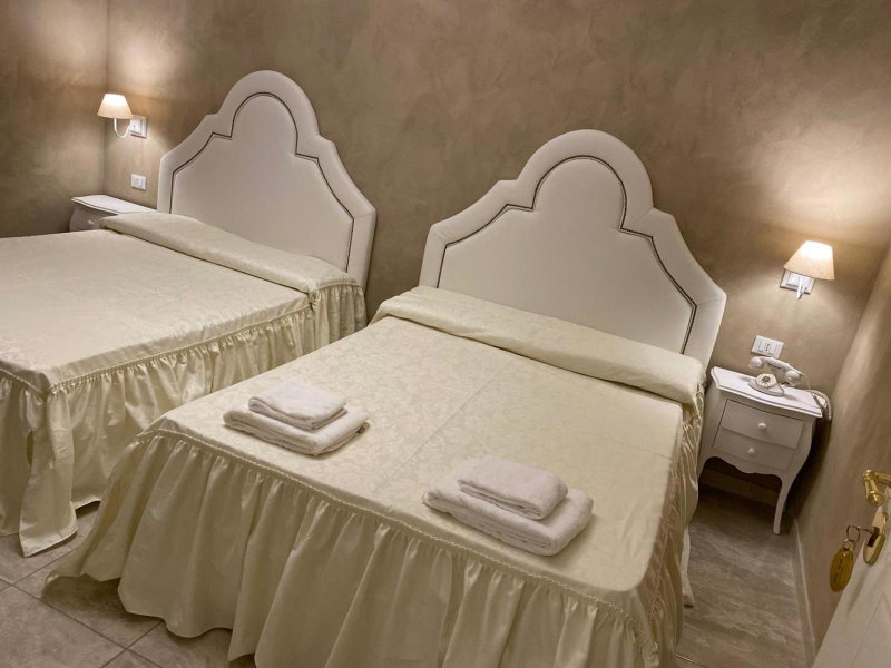 Boutique Hotel Calais Milano - JCUBE HOTELLERIE, Milan, Italy
