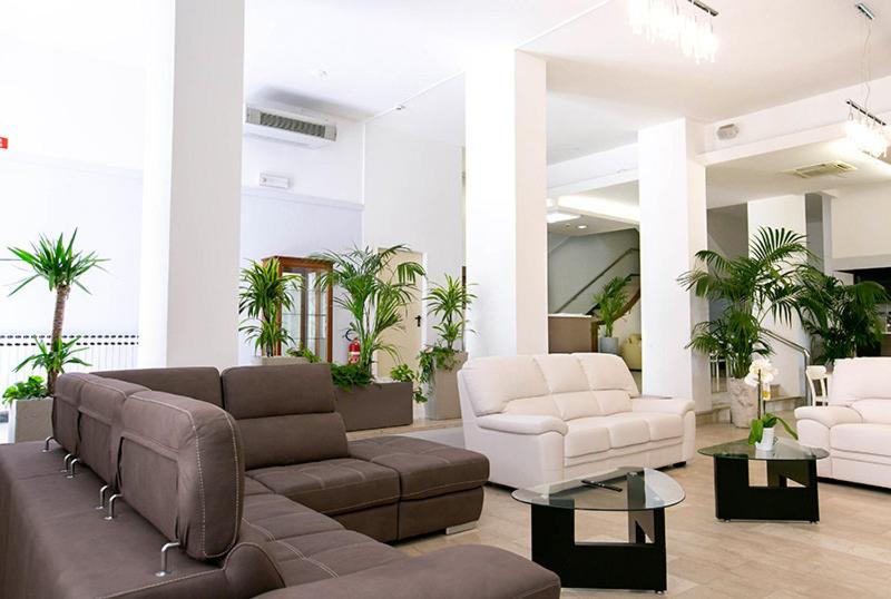 Hotel La Perla Rimini, Rimini, Italy