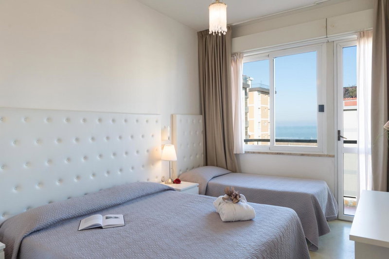 Hotel La Perla Rimini, Rimini, Italy