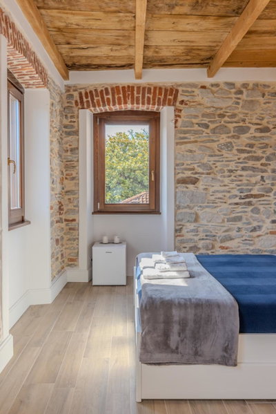 Casa Tabarini, Pettenasco, Italy