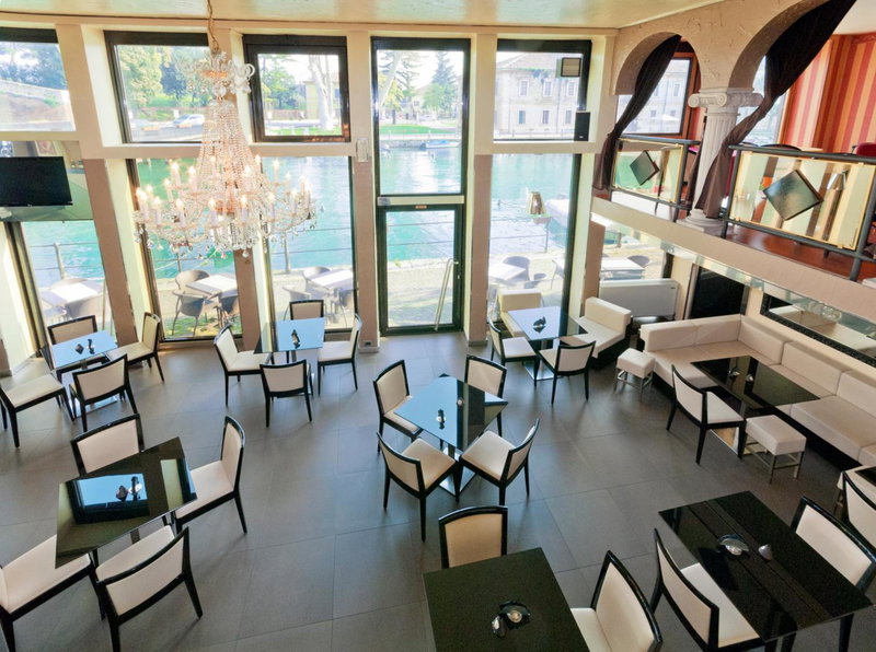 Hotel Bell'arrivo by Dori, Peschiera del Garda, Italy