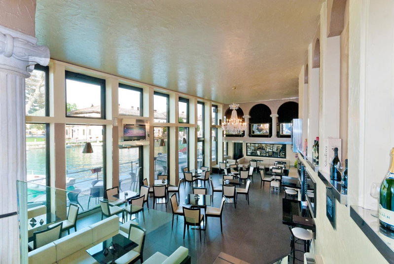 Hotel Bell'arrivo by Dori, Peschiera del Garda, Italy