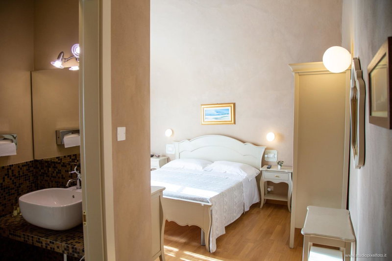Residenza d'Epoca Relais I Miracoli, Pisa, Italy