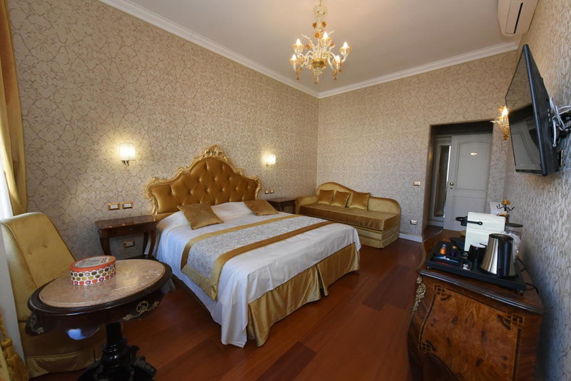 40.17 San Marco, Venice, Italy