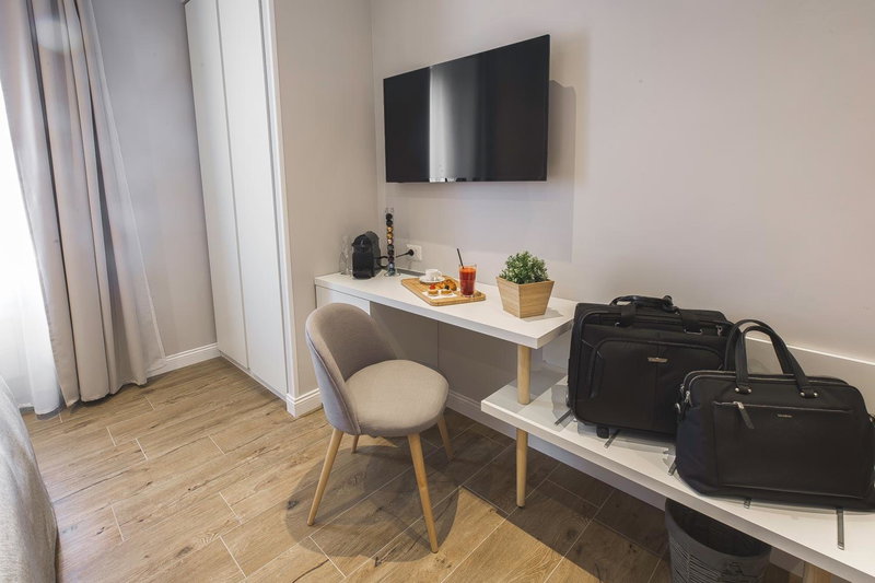 Colonna Luxury Suites, Rome, Italy