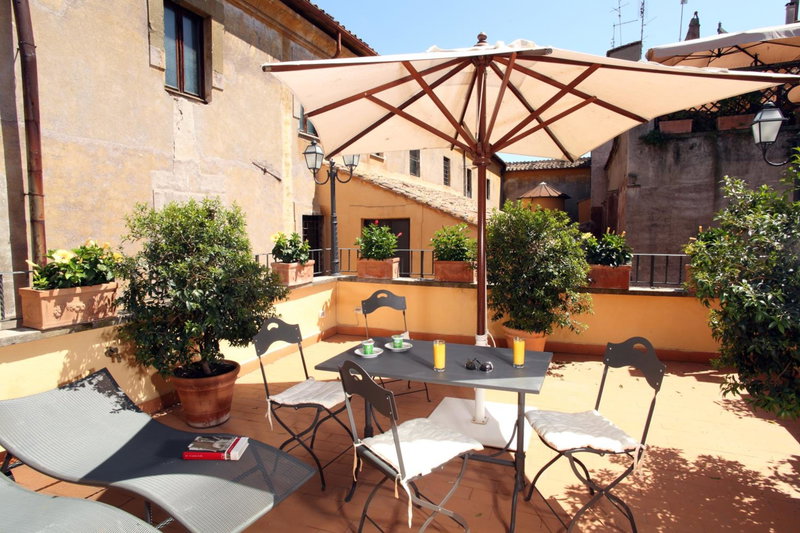 Vivaldi Luxury Rooms, Rome, Italy